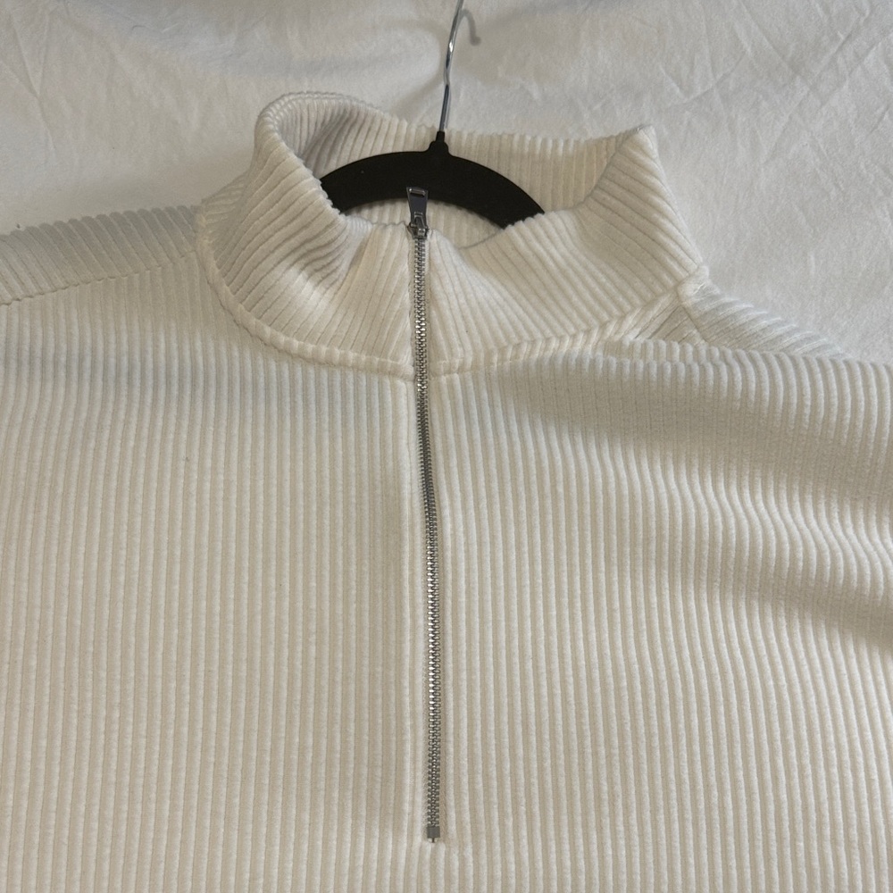 Abercrombie and Fitch Lounge Brushed Rib Half Zip - Picture 5 of 5